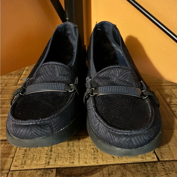 Bzees Abby Almond Toe Navy NAABYY Slip On Loafer Womens 8.5M Fabric Manmade - Picture 1 of 9